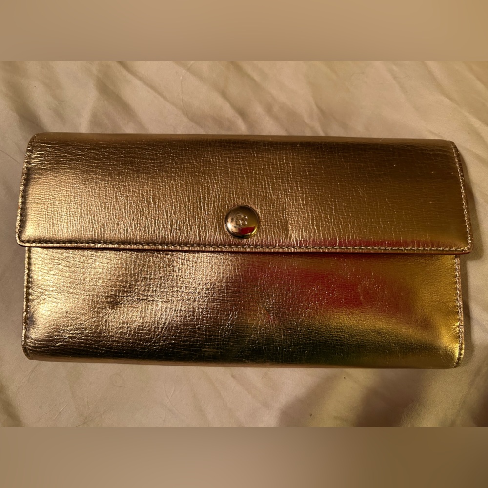 Women’s NWT Kate Spade Gold Wallet w Pink Interior